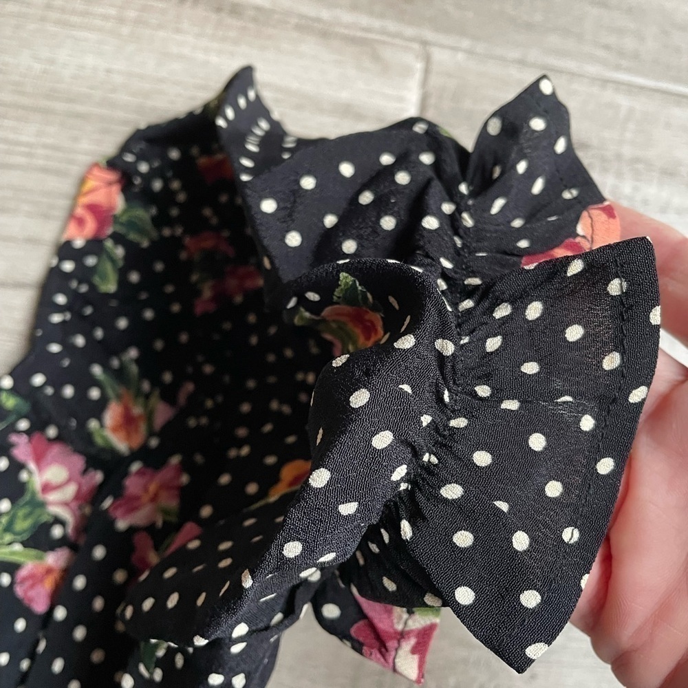 Flynn Skye Annabelle Mini Wrap Dress Polka Dot Floral Pattern V Neck Black SZ XS - Picture 8 of 14